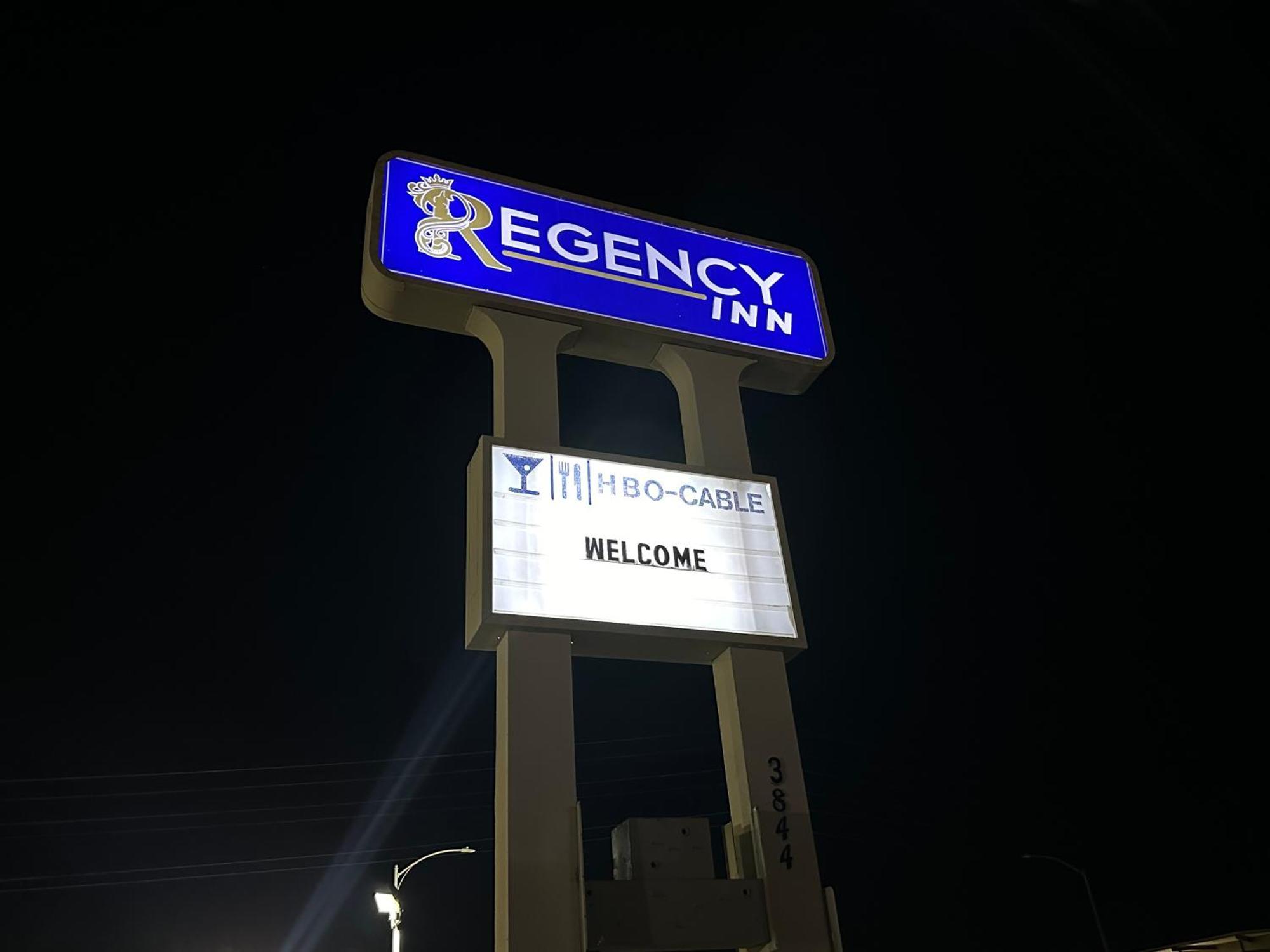 Regency Inn เฟรสโน ภายนอก รูปภาพ