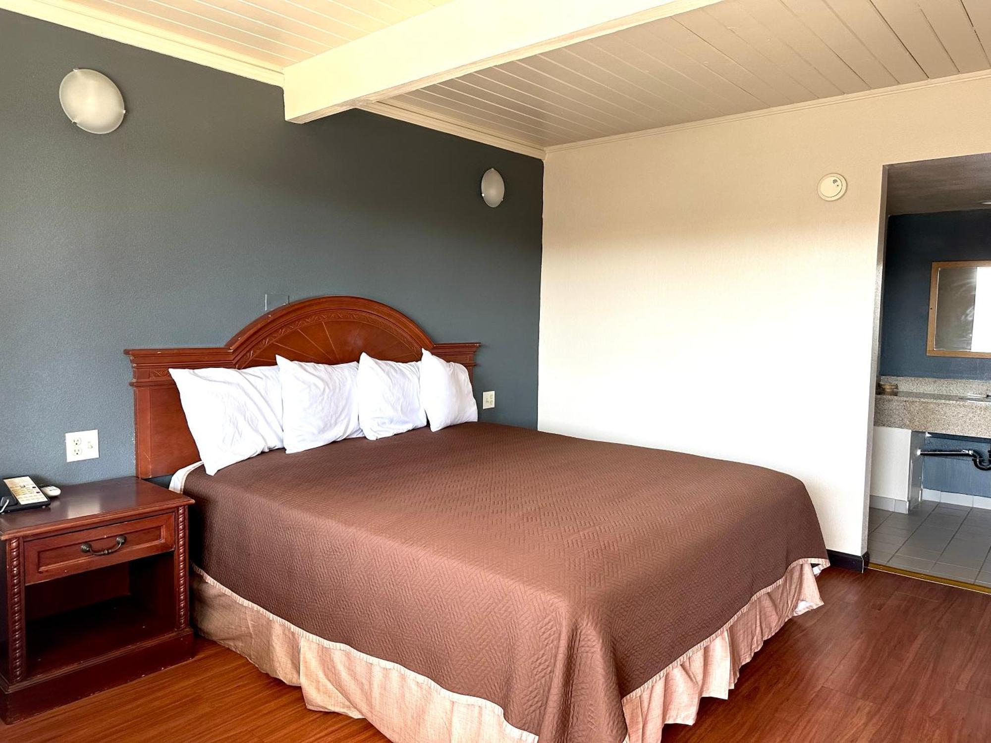 Regency Inn เฟรสโน ภายนอก รูปภาพ